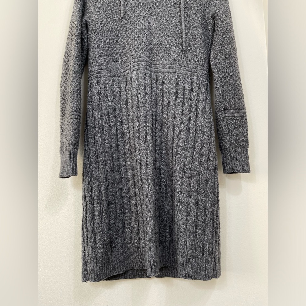 Athleta BOREALIS HOODIE SWEATER DRESS Gray Knit Dress Merino Wool Cozy Size M - Picture 5 of 16